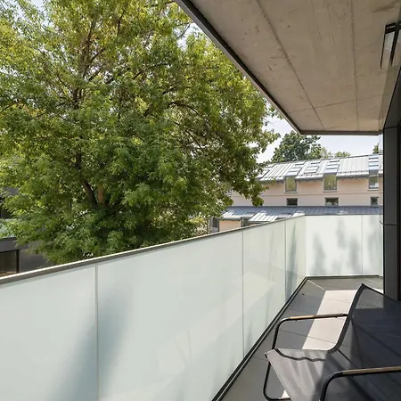 Klimatyzowany Z Balkonem Miejscem Do Pracy I Parkingiem By Renters Prestige * Lublin